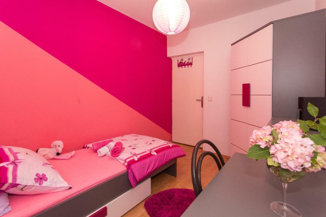 Apartmani Luis Kastela Exterior photo